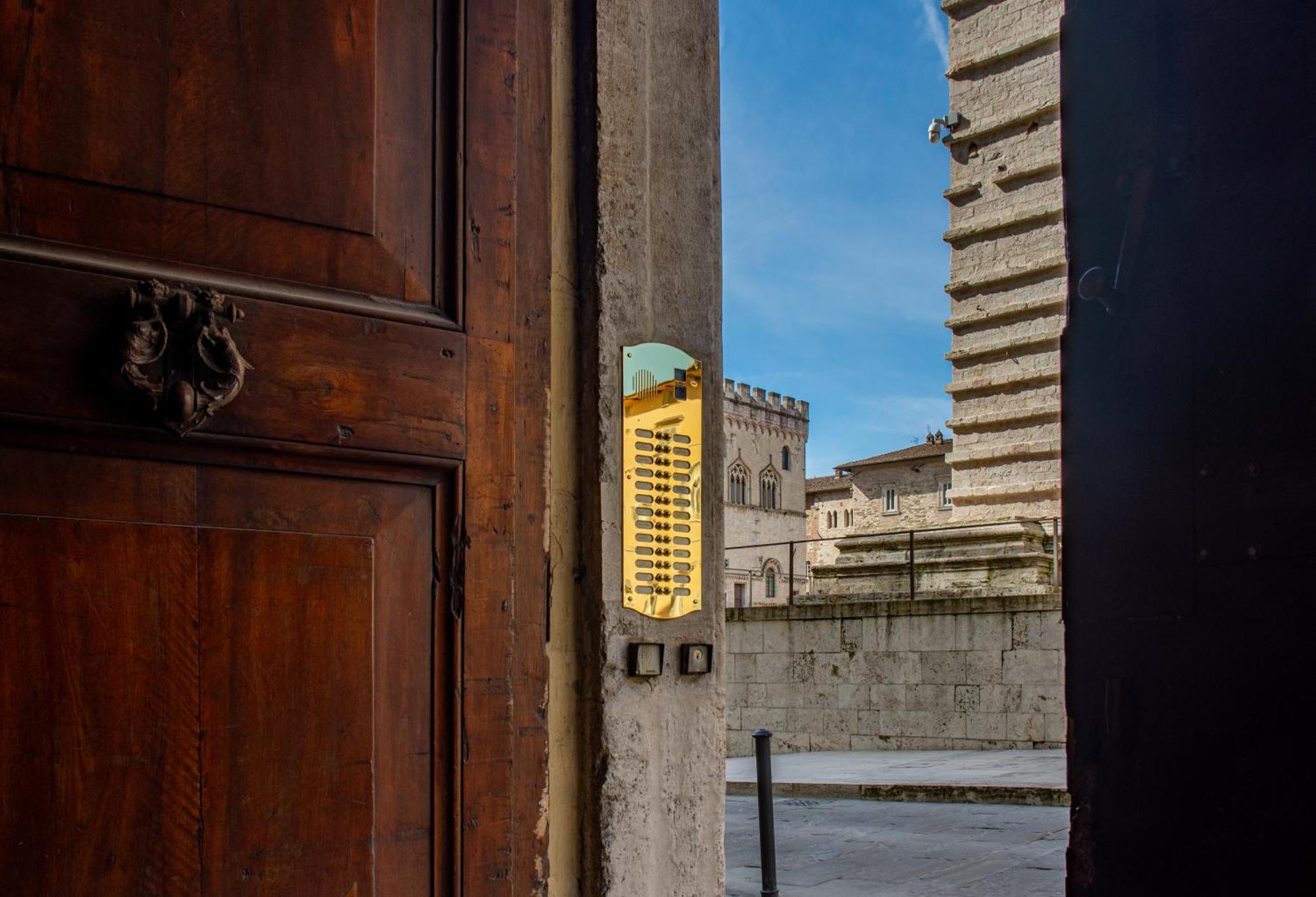 Maggiore Suite - Piazza IV Novembre 페루자 외부 사진